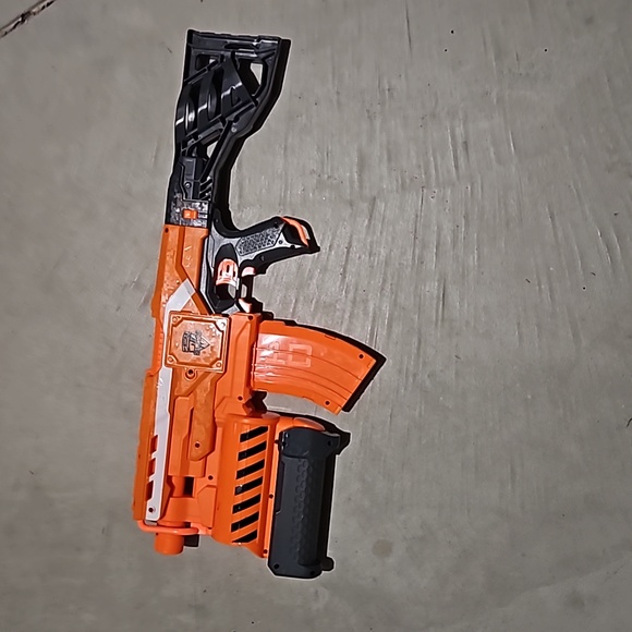 Nerf 2-in-1 Elite Demolisher - Picture 2 of 6